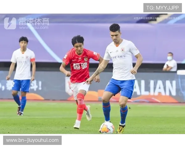 足球比赛洒水规则详解及其对比赛节奏和场地条件的影响