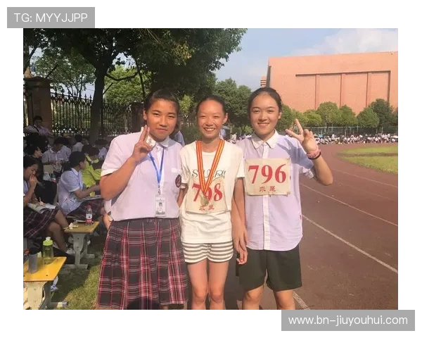 跟风女孩为爱球赛燃起激情从看帅哥到真懂足球的心路历程